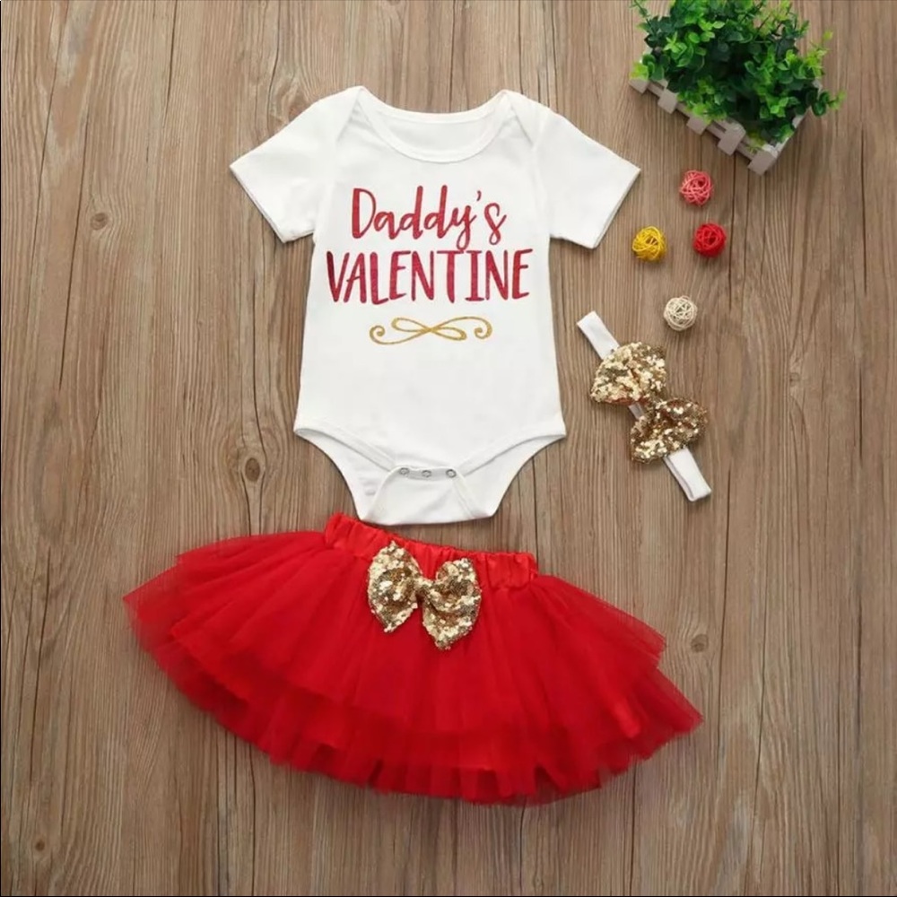 NWT!! Daddy’s Valentine ❤️❤️ 3pc outfit!!